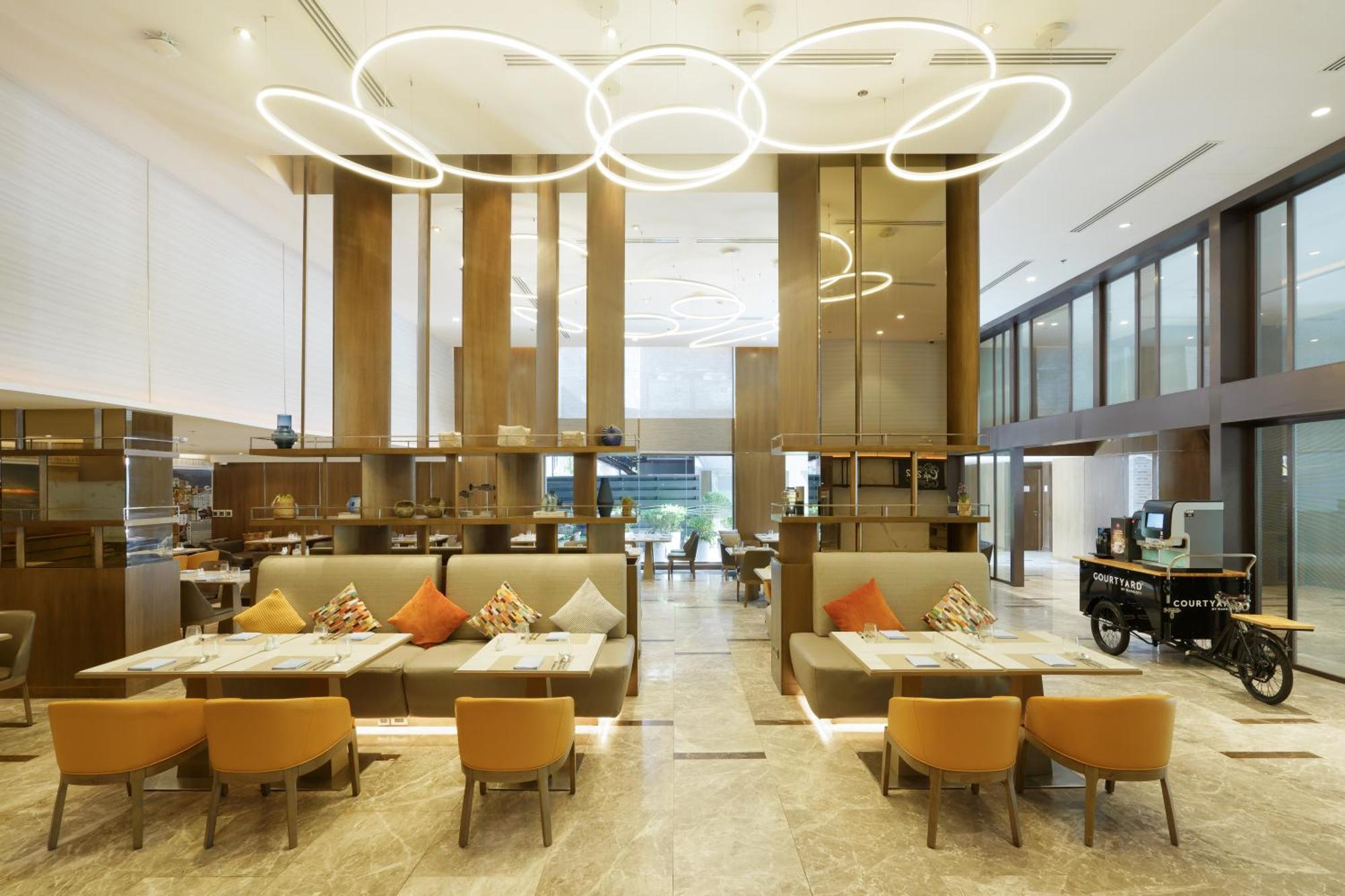Courtyard By Marriott North Pattaya Hotel Exterior photo