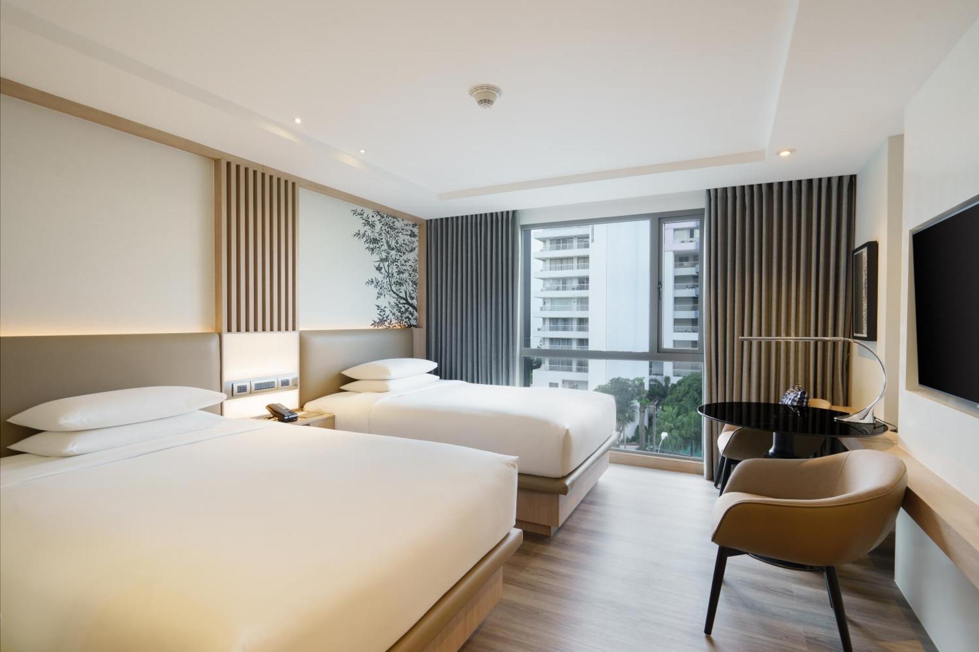 Courtyard By Marriott North Pattaya Hotel Exterior photo